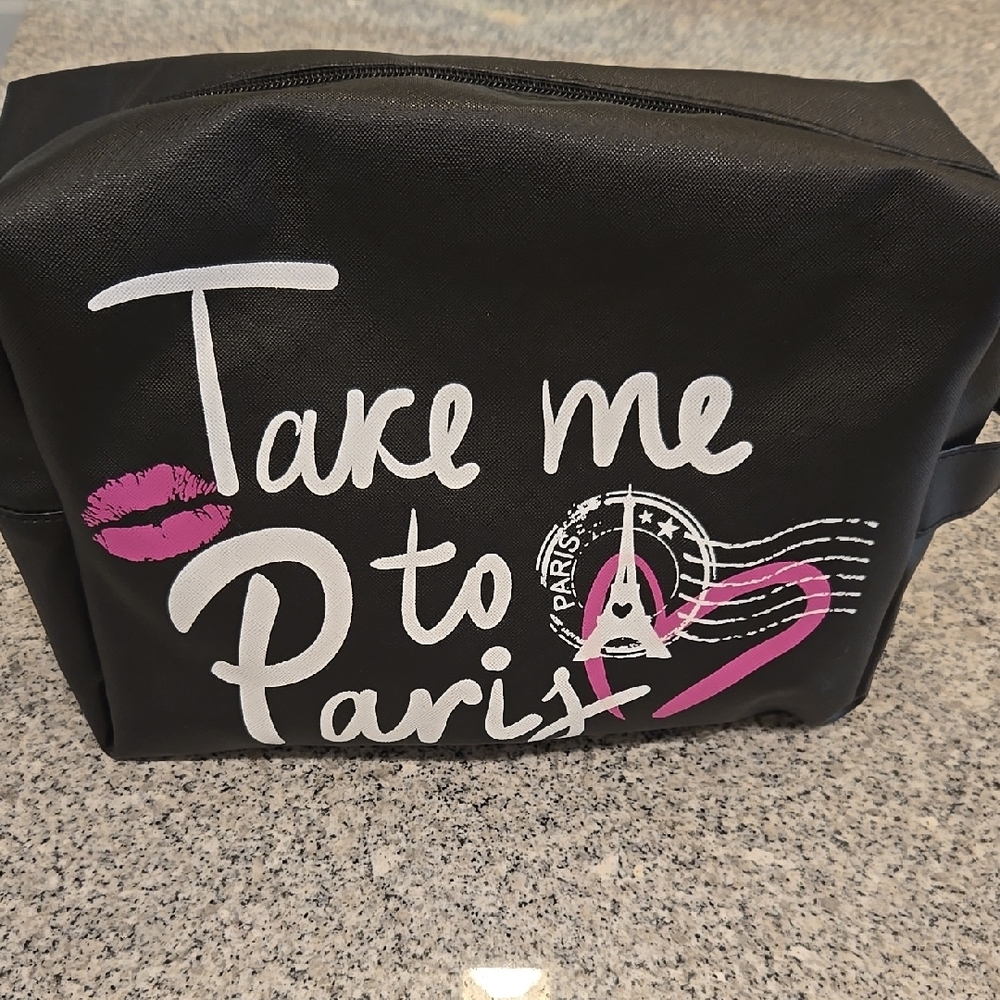 Black 'Take Me to Paris' Women's Cosmetic Travel Bag